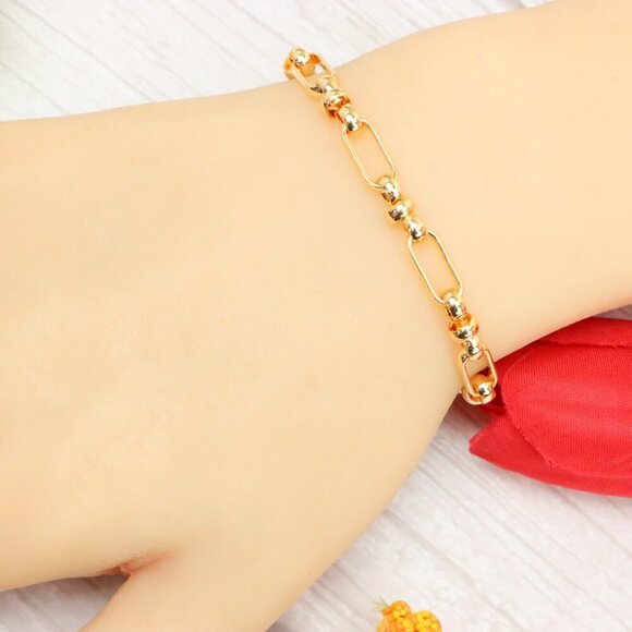 "Trendy Handmade Bracelet – A Thoughtful Gift for Girls & Women | UNVRC1557 - Picture 7 of 10